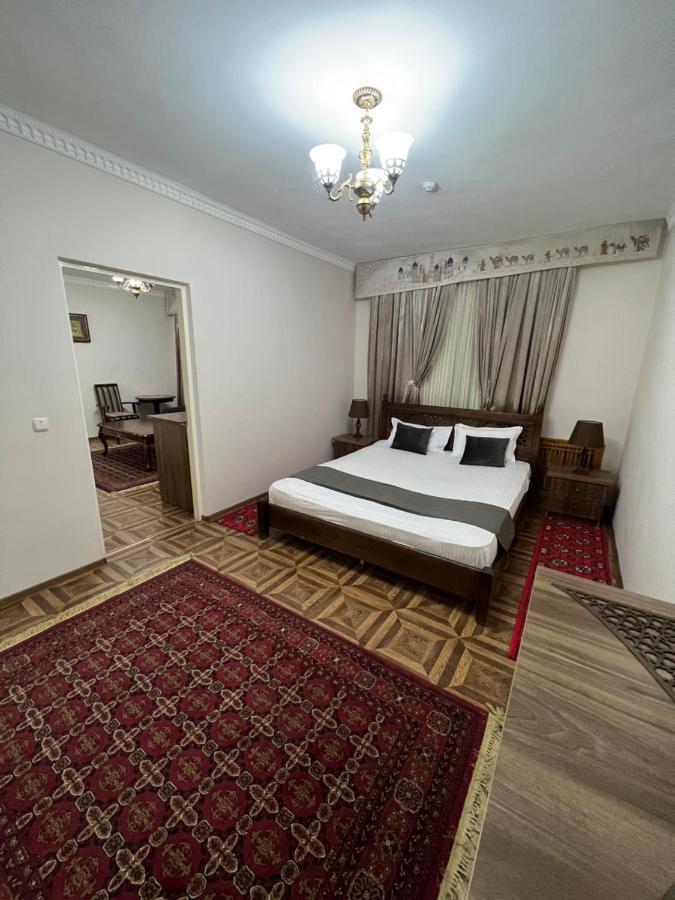 Hotel Kupala Buchara Exteriör bild