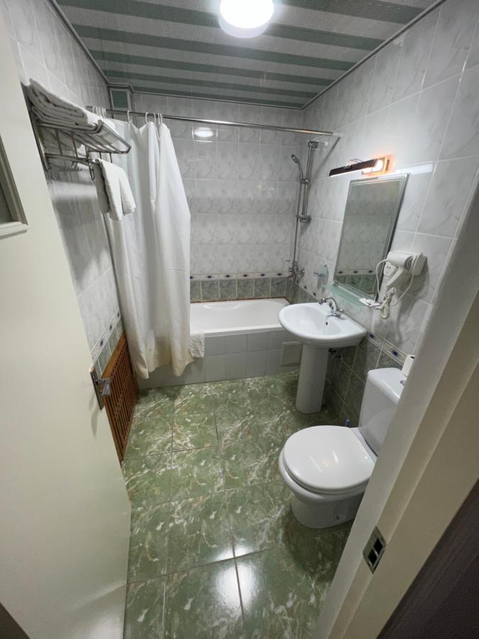 Hotel Kupala Buchara Exteriör bild